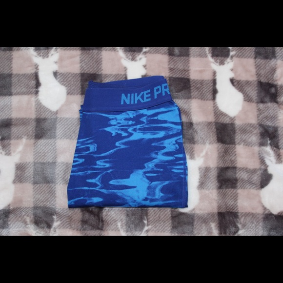 Nike Pants - Nike Pro Pants!!